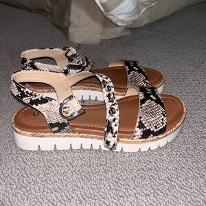 Brand New Women’s Sandals